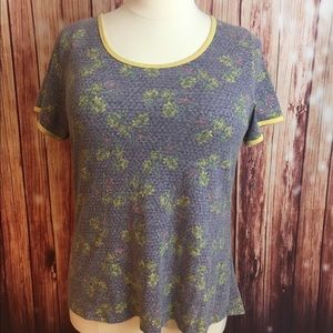 LuLaRoe Classic Tee XL